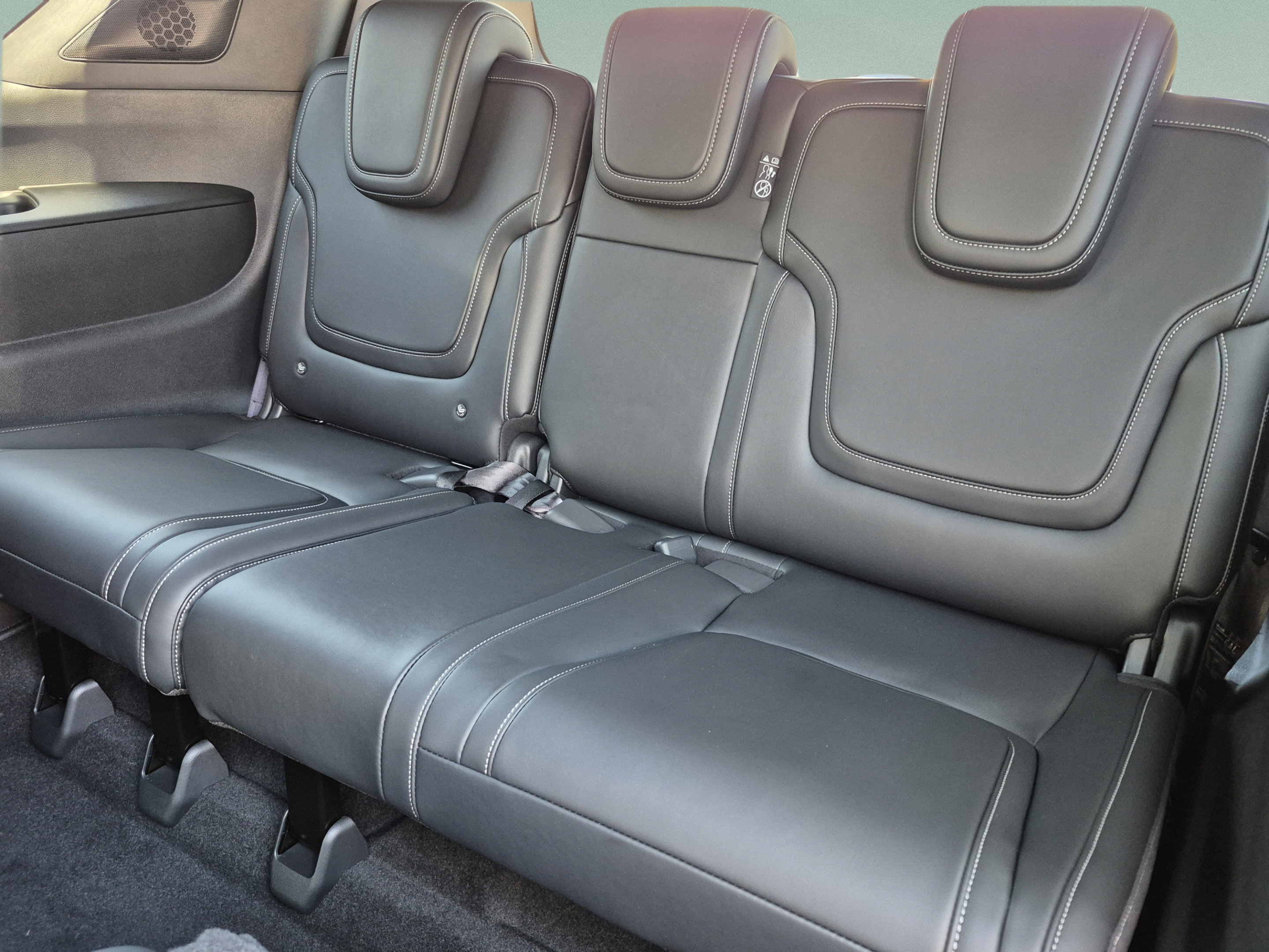 New 2026 Nissan Armada PRO-4X w/ Captain's Chari Seat Package AWD/4WD image 19