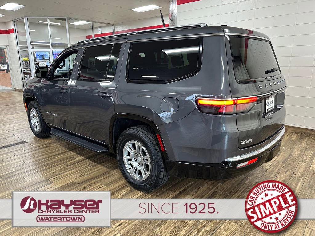 Used 2024 Jeep Wagoneer 4WD image 3