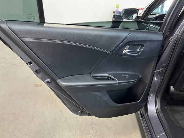 Used 2013 Honda Accord Sport image 19