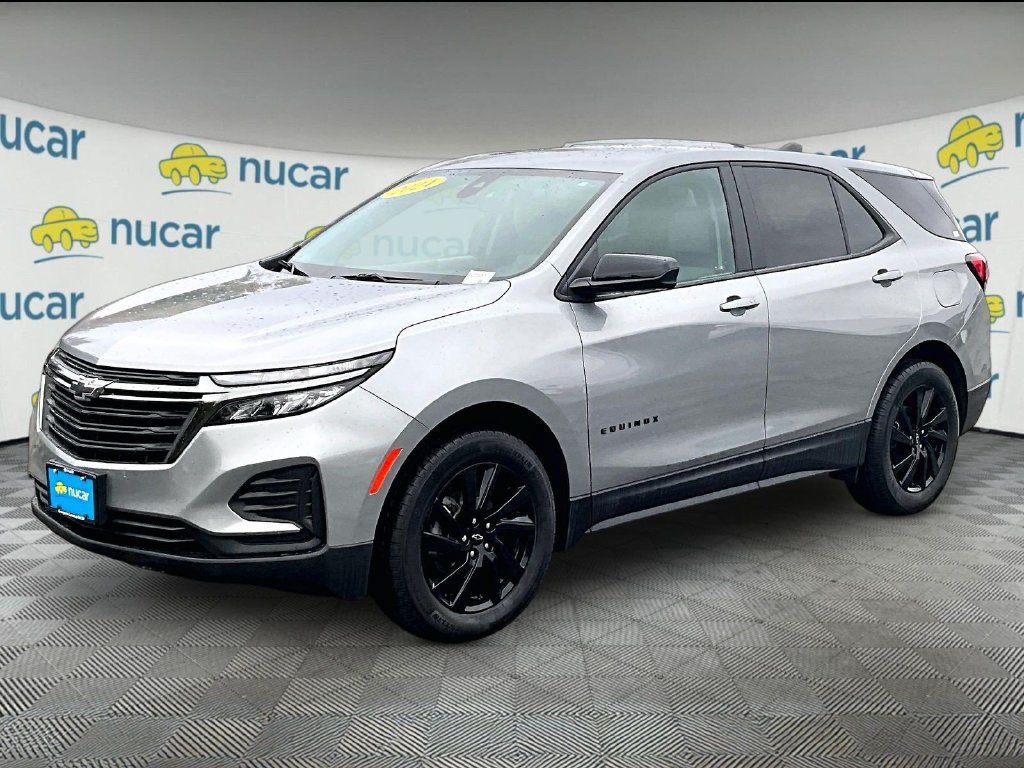 Used 2024 Chevrolet Equinox LS w/ LS Convenience Package AWD/4WD image 3