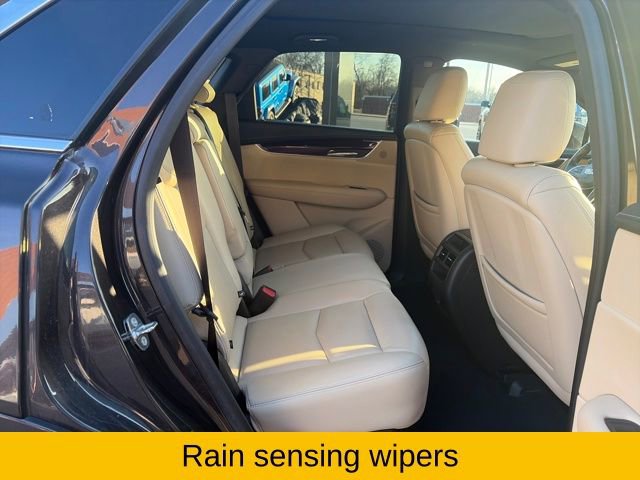Used 2018 Cadillac XT5 Luxury w/ Driver Awareness Package image 38