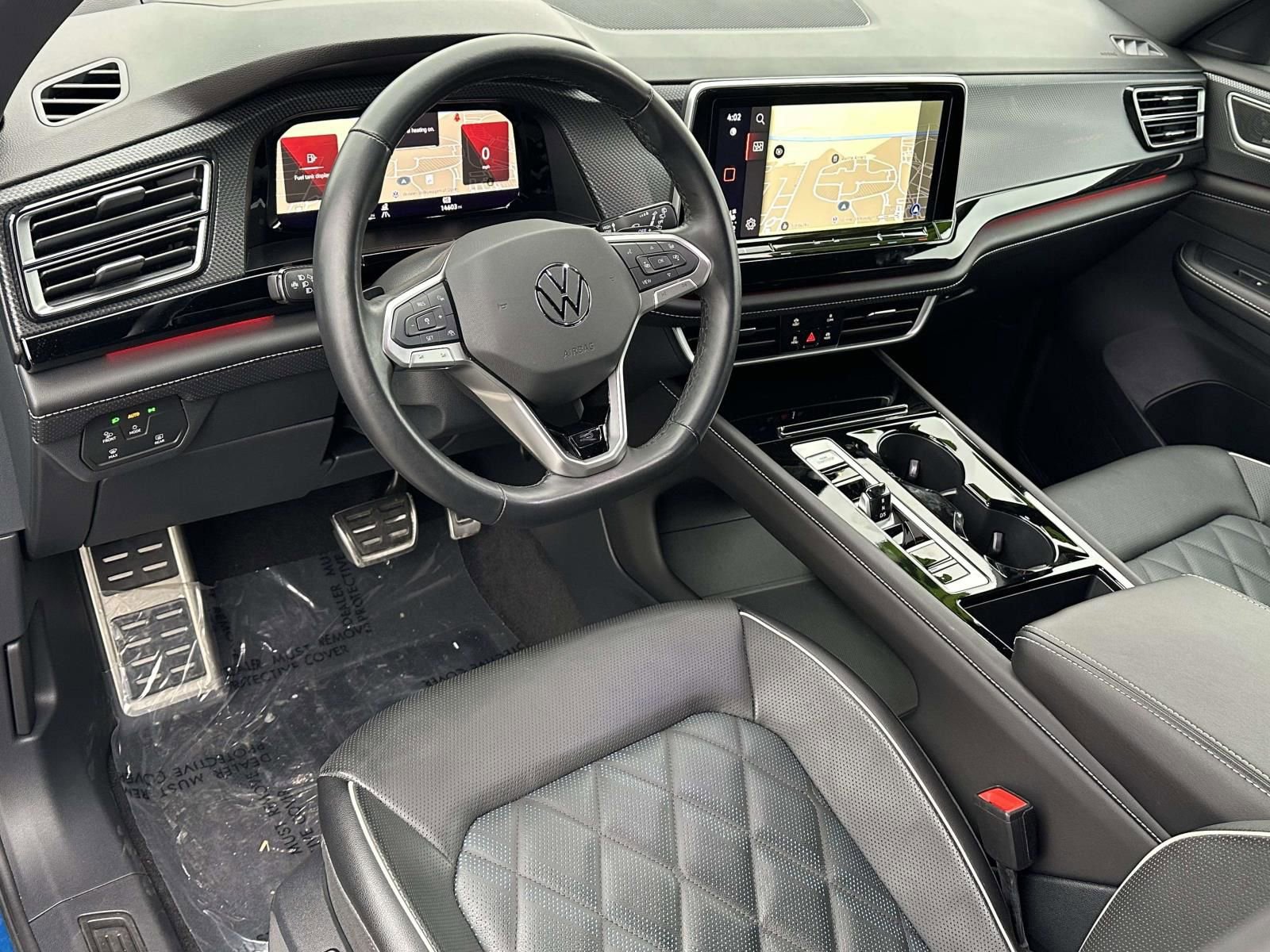 Certified 2025 Volkswagen Atlas Cross Sport SEL Premium R-Line image 10