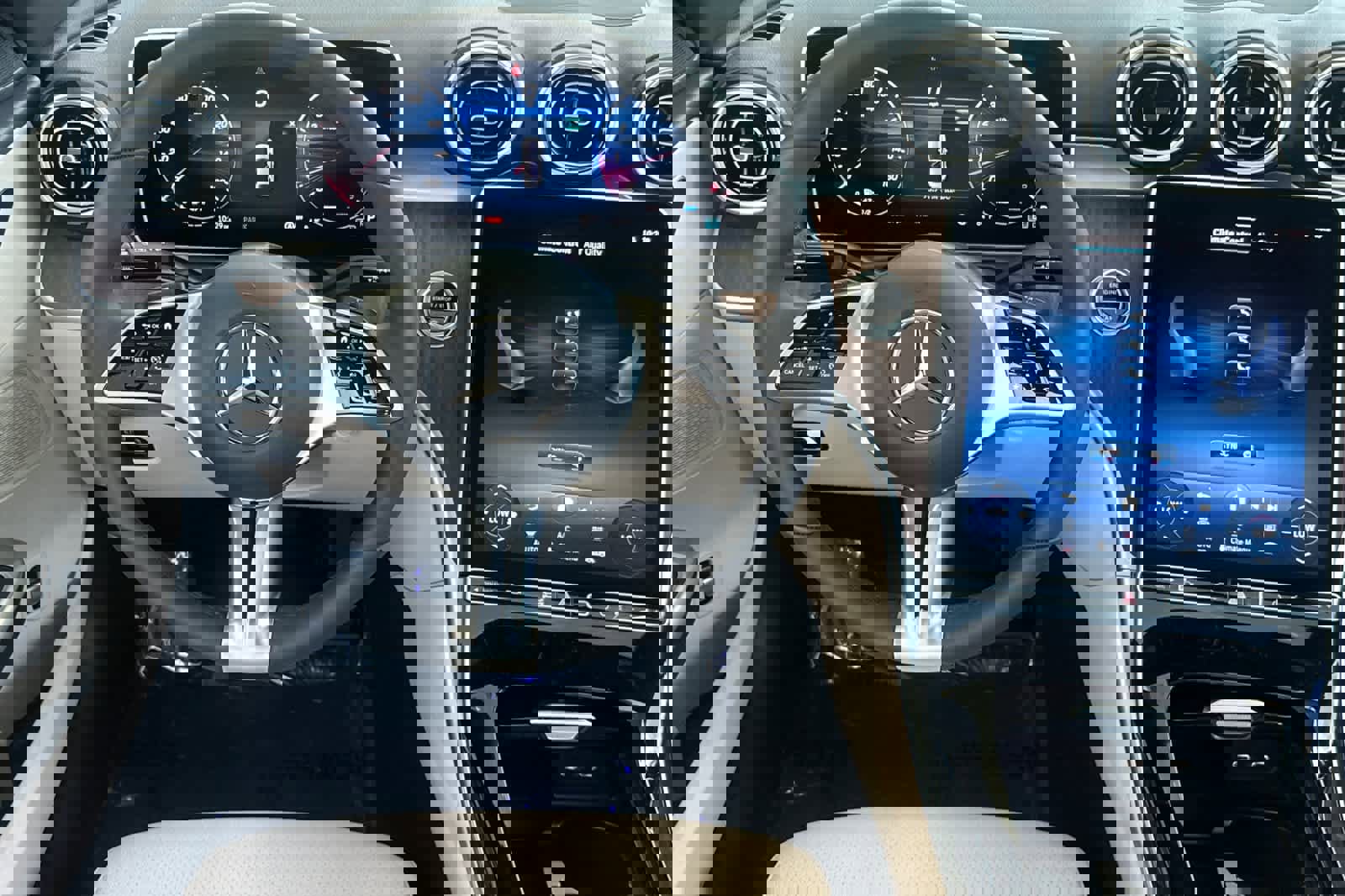 Certified 2025 Mercedes-Benz C 300 4MATIC Sedan image 13