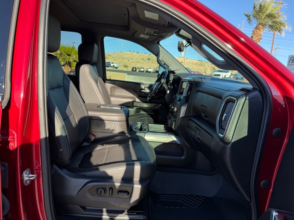 Used 2020 Chevrolet Silverado 2500 LTZ w/ LTZ Plus Package image 13