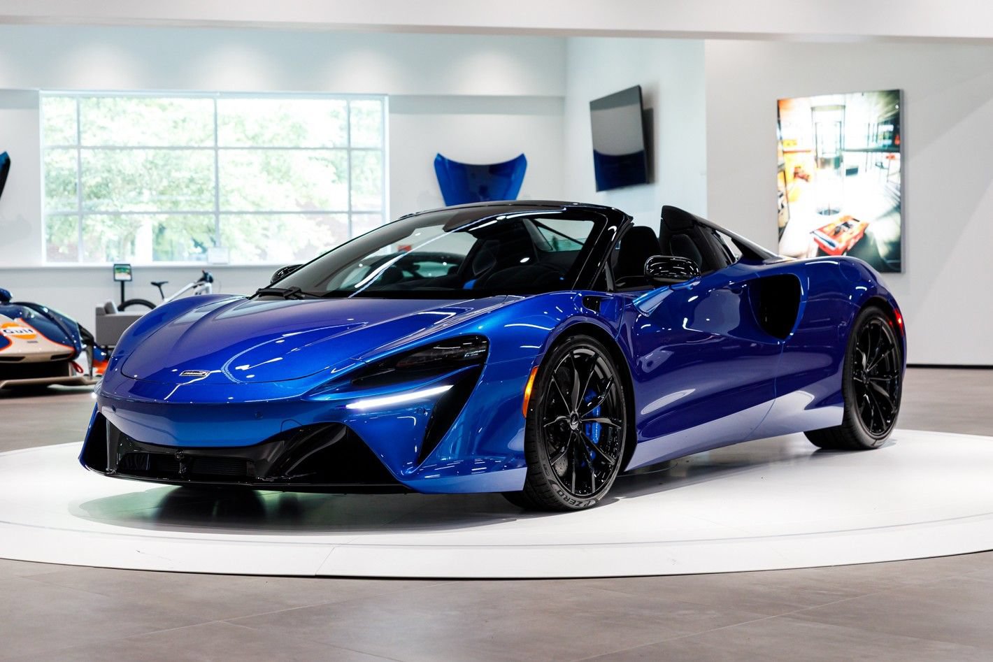 New 2026 McLaren Artura Spider RWD image 30