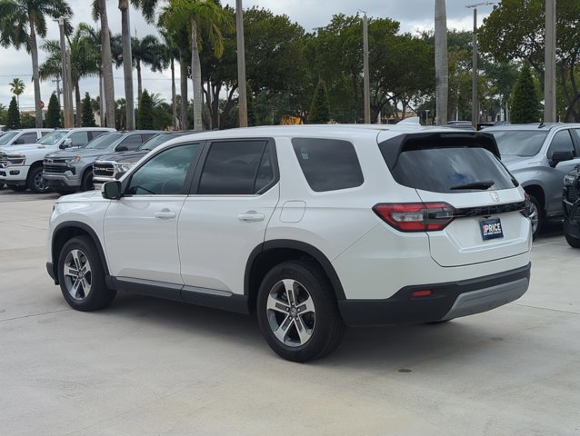 Used 2025 Honda Pilot EX-L image 6