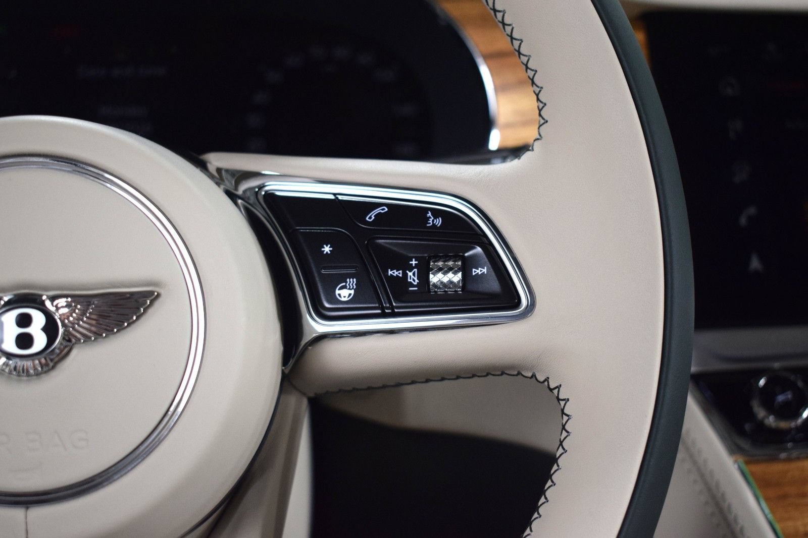 New 2026 Bentley Continental GTC AWD/4WD image 28