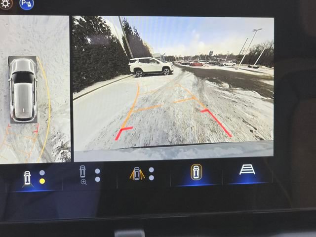 New 2026 Chevrolet Equinox ACTIV w/ Convenience Package III image 6