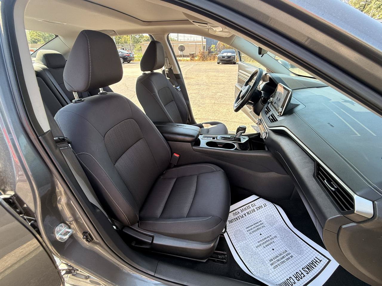 Used 2021 Nissan Altima 2.5 SV w/ SV Premium Package FWD image 16