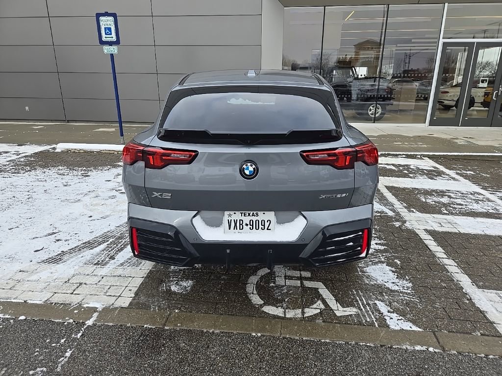 Used 2025 BMW X2 xDrive28i w/ Premium Package image 6