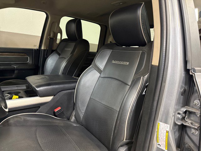 Used 2020 RAM 3500 Laramie image 16