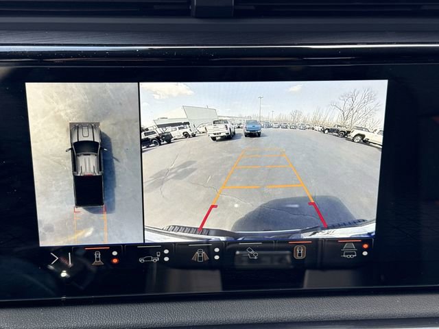 Used 2024 GMC Sierra 2500 AT4 w/ AT4 Preferred Package image 6