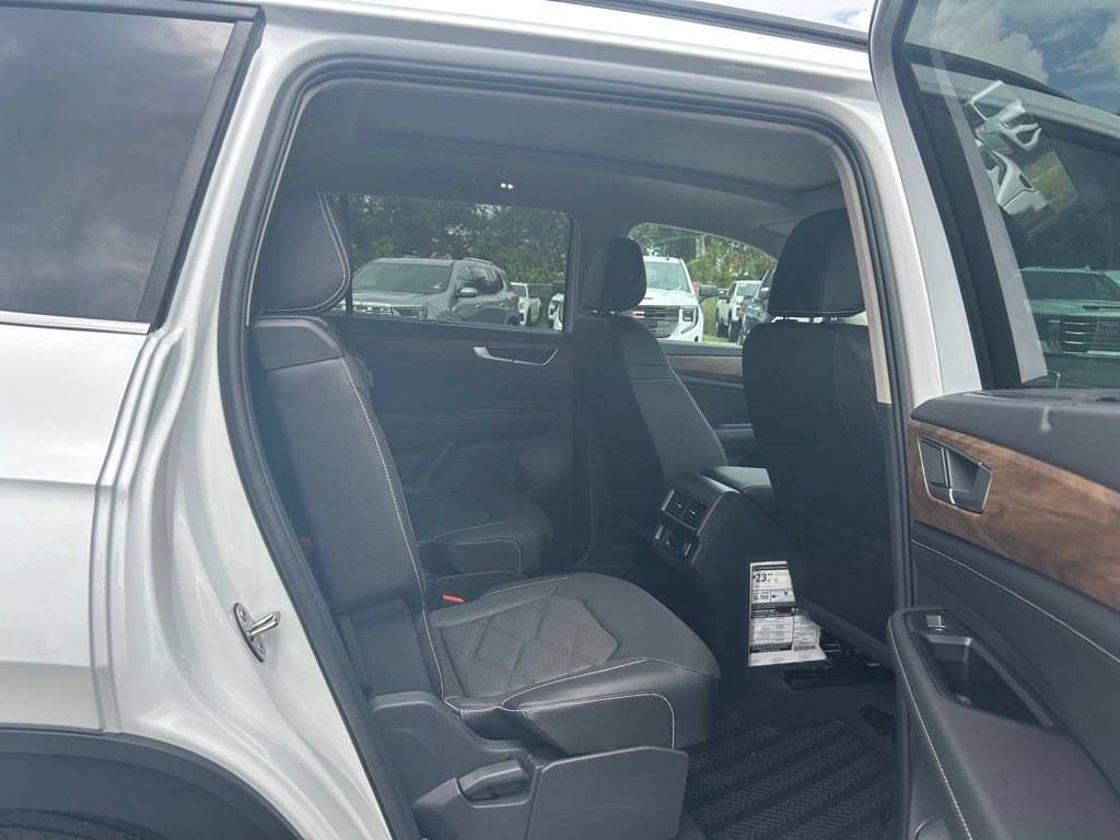 New 2026 Volkswagen Atlas SE image 35