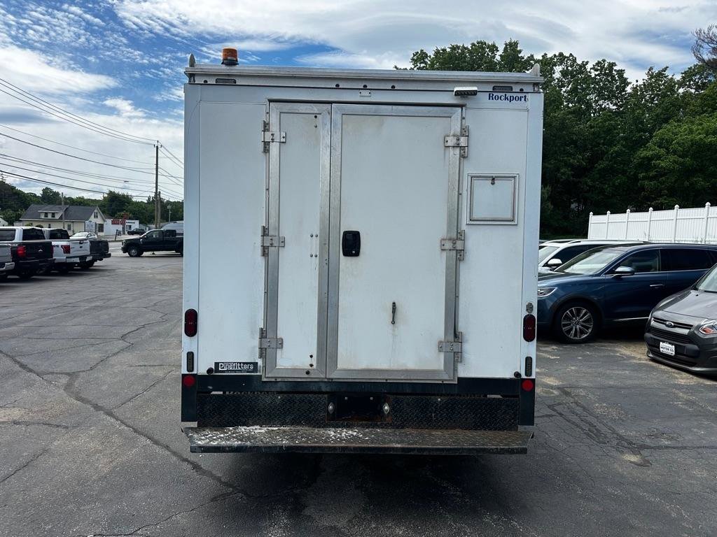 Used 2019 Ford E-450 and Econoline 450 Super Duty w/ Power Windows & Locks Group RWD image 4
