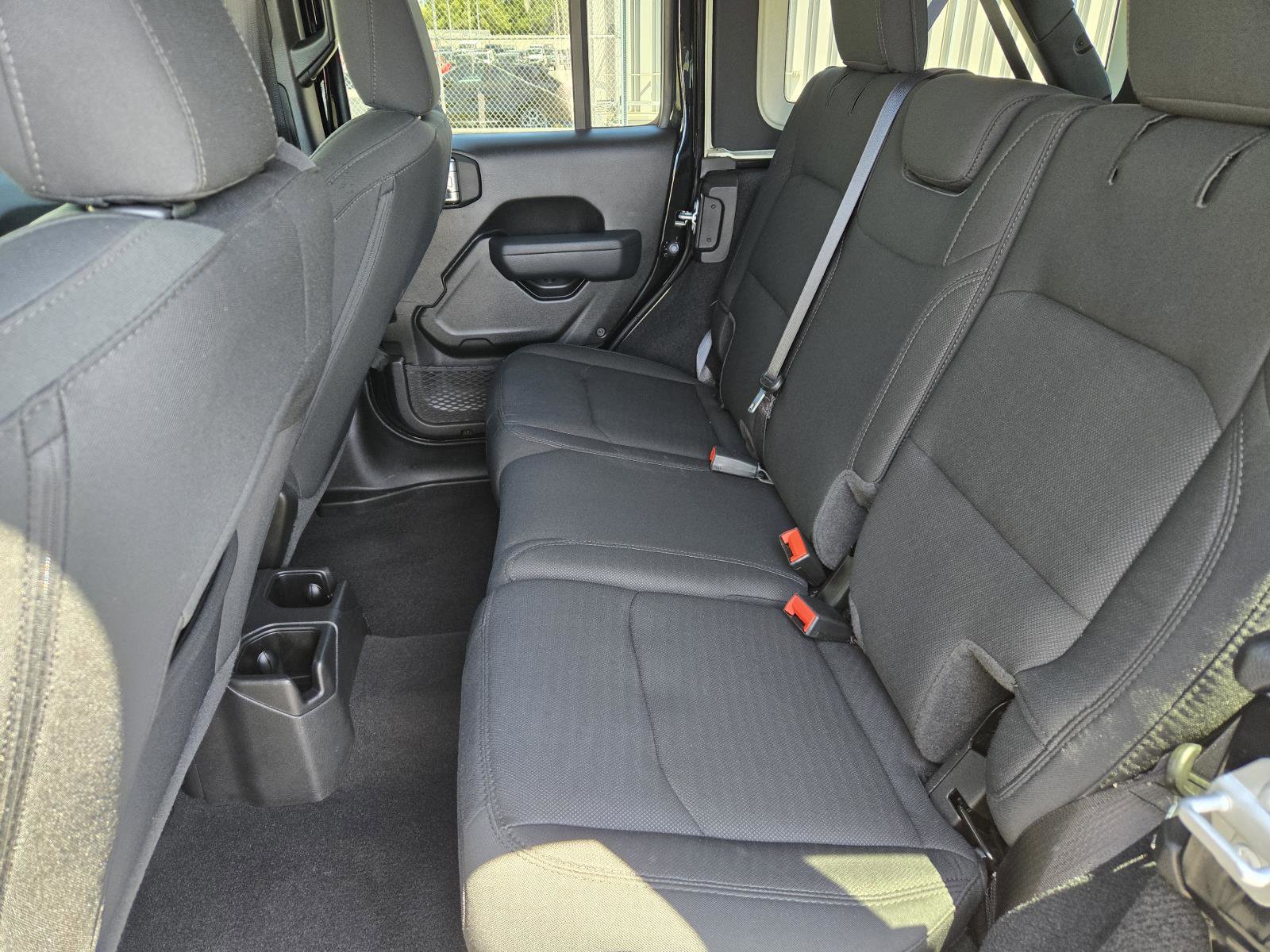 Certified 2022 Jeep Wrangler Unlimited Sport image 27