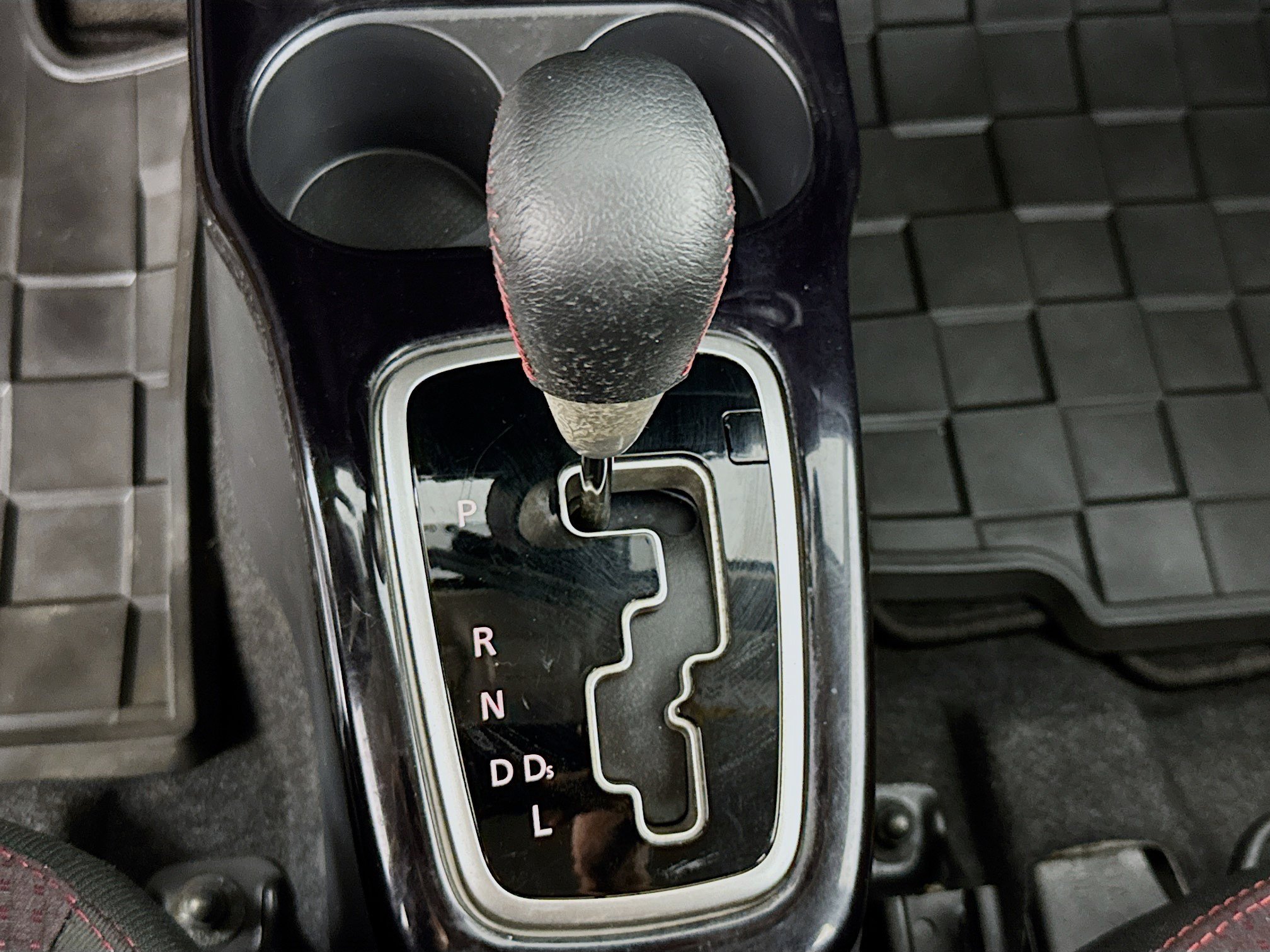 Used 2023 Mitsubishi Mirage Black Edition FWD image 19