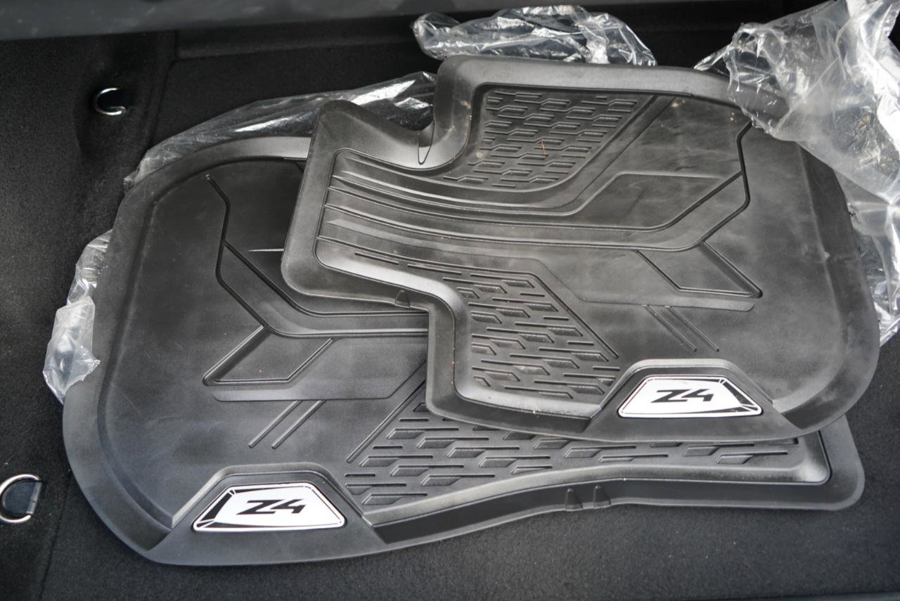 Used 2023 BMW Z4 sDrive30i w/ Premium Package image 61