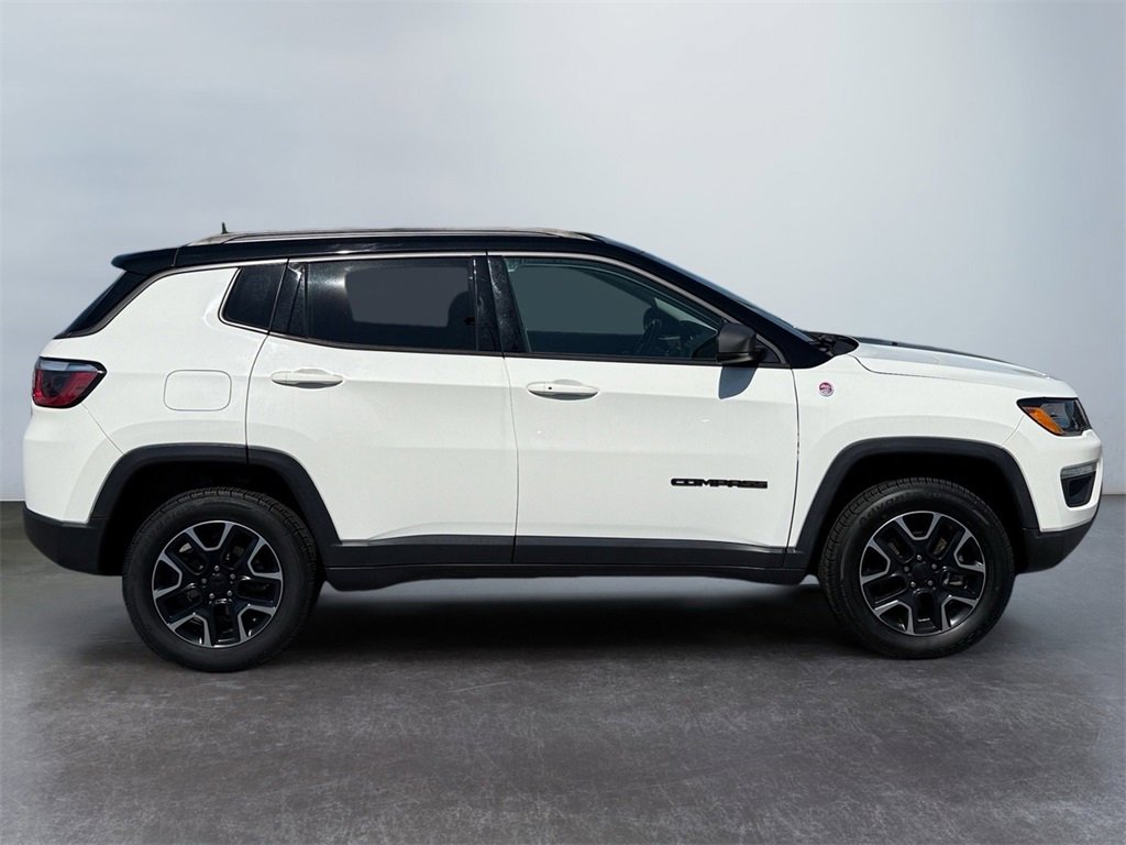 Used 2019 Jeep Compass Trailhawk image 2
