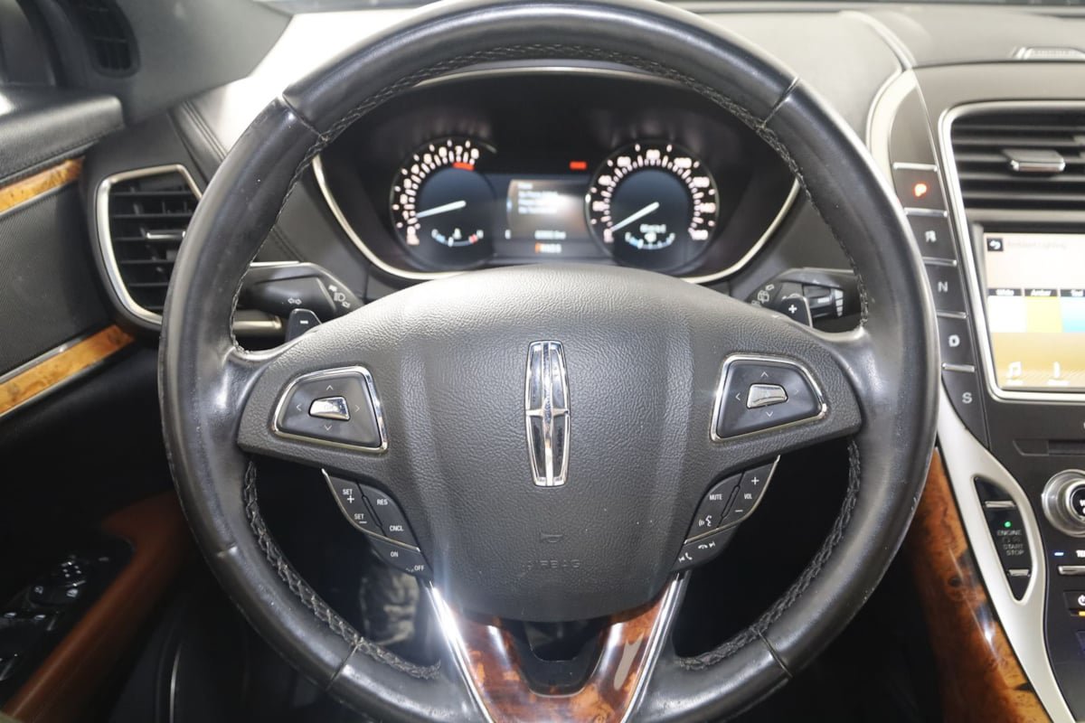 Used 2018 Lincoln MKX Reserve w/ Lincoln MKX Climate Package AWD/4WD image 36