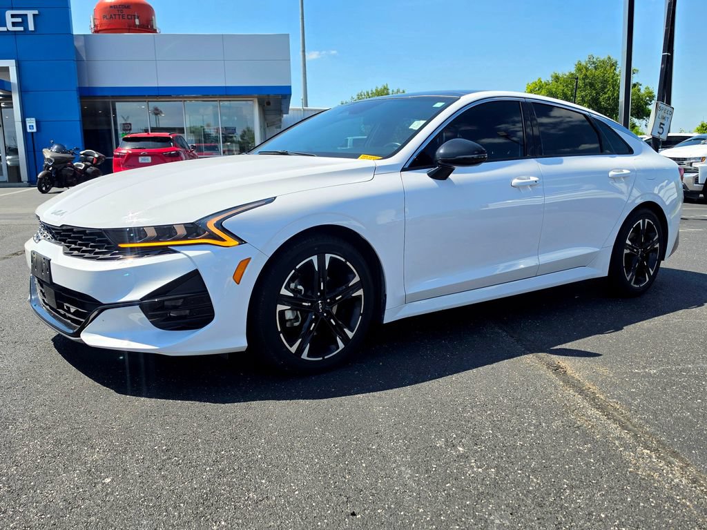 Used 2022 Kia K5 GT-Line w/ GT-Line Awd Premium Package image 2