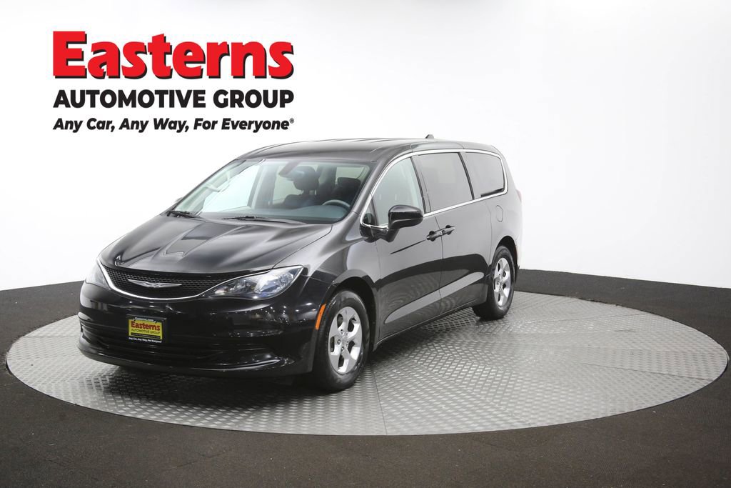 Used 2017 Chrysler Pacifica LX w/ Tire & Wheel Group FWD image 53