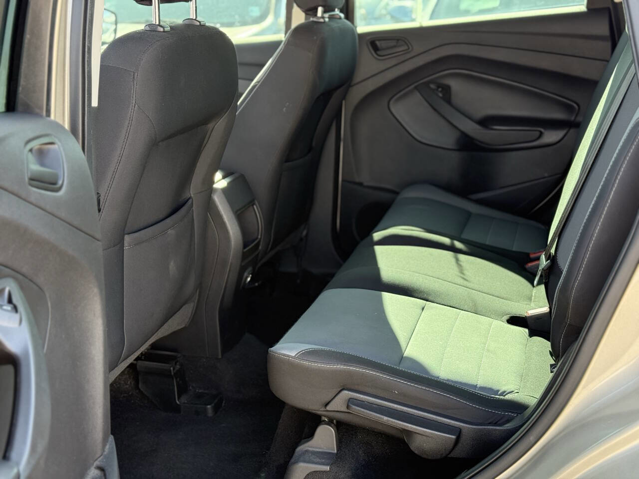 Used 2018 Ford Escape S image 10