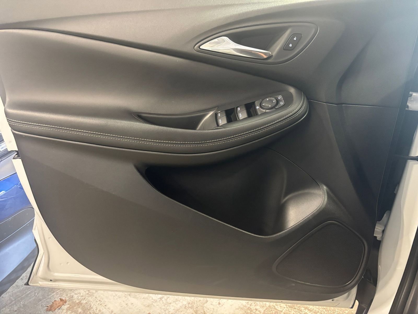Used 2025 Buick Encore GX Preferred image 18