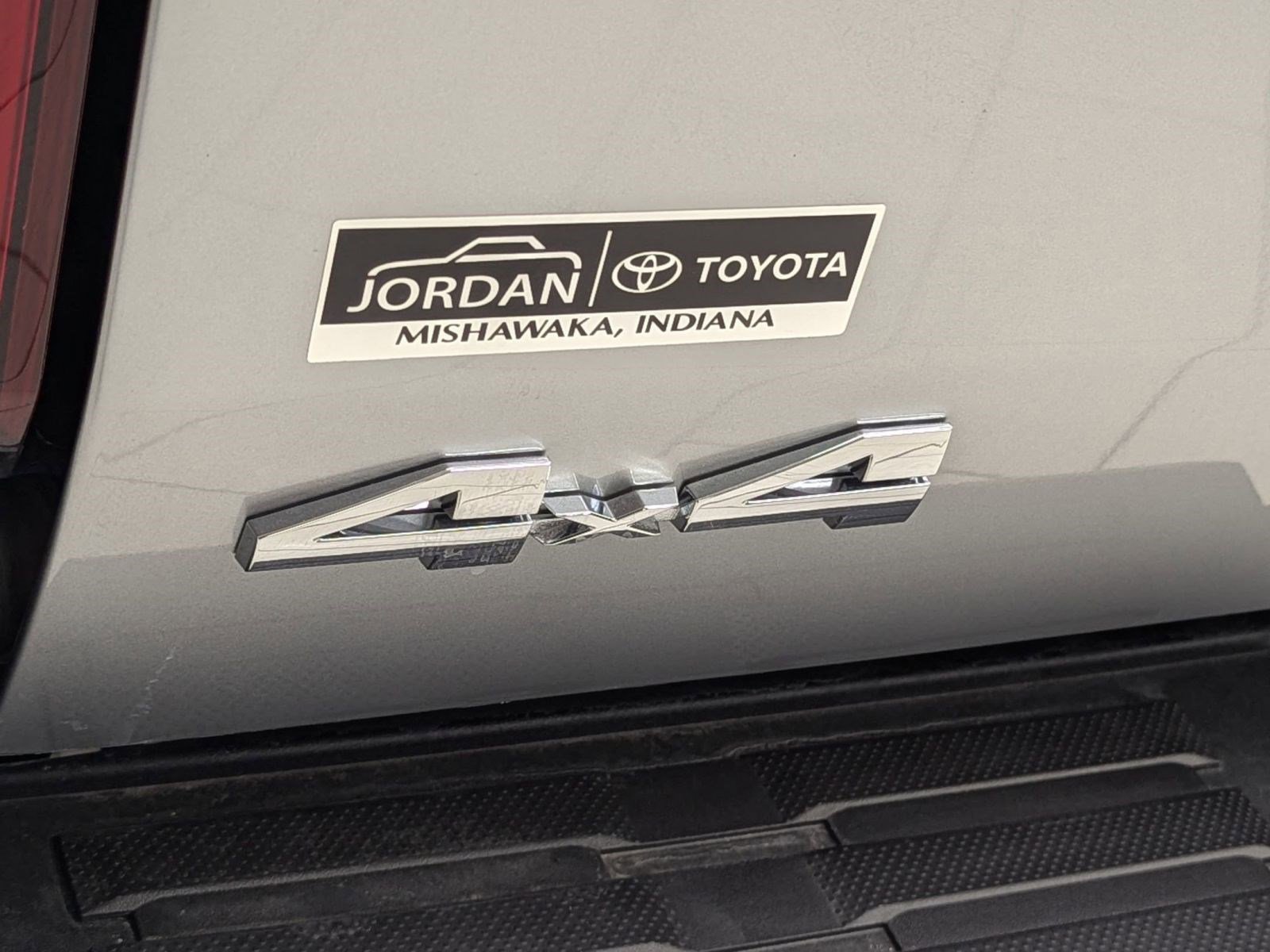 New 2025 Toyota Tacoma SR image 31