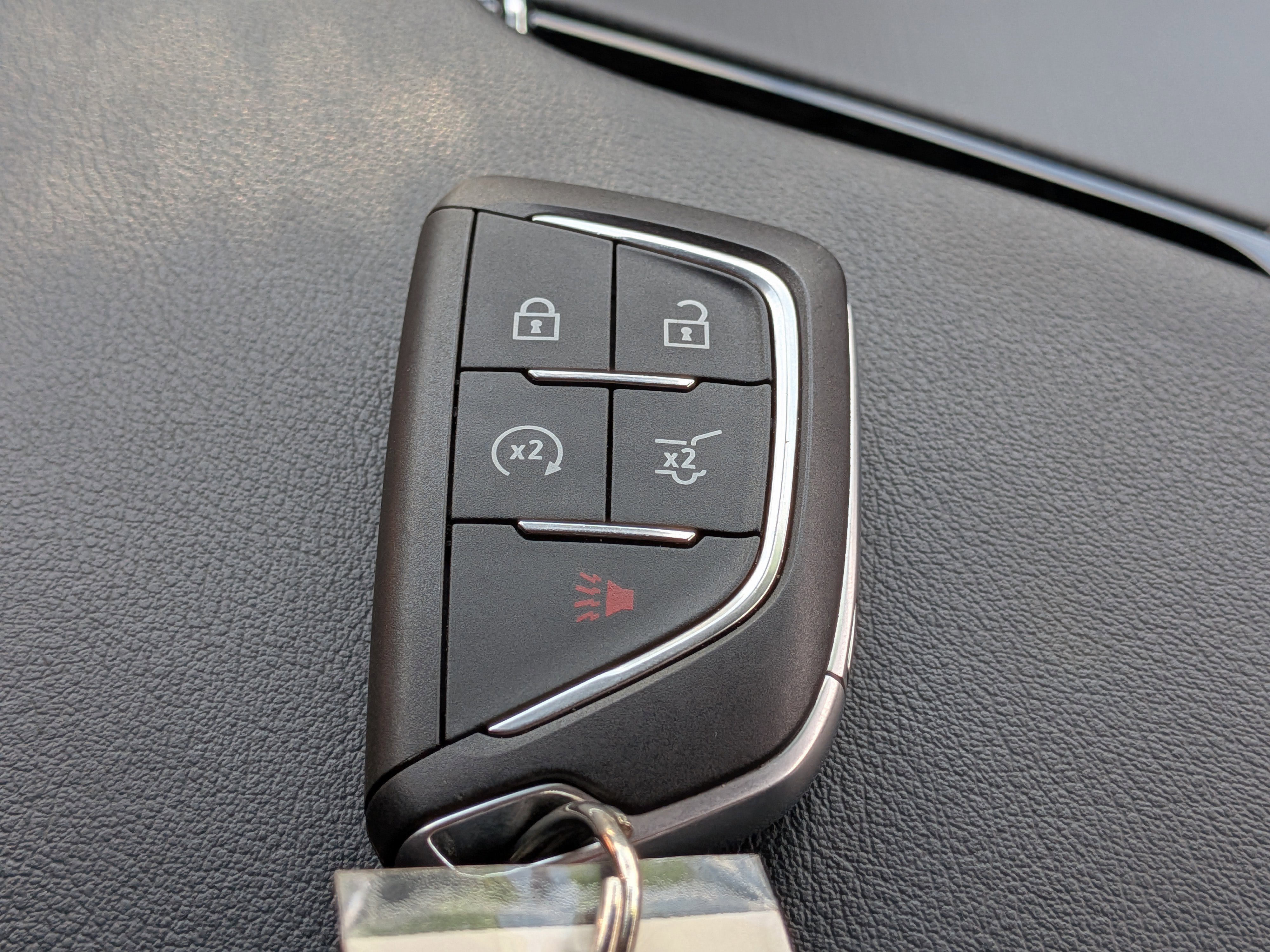 Used 2024 Cadillac Lyriq Luxury w/ LPO, Floor Liner Package image 35