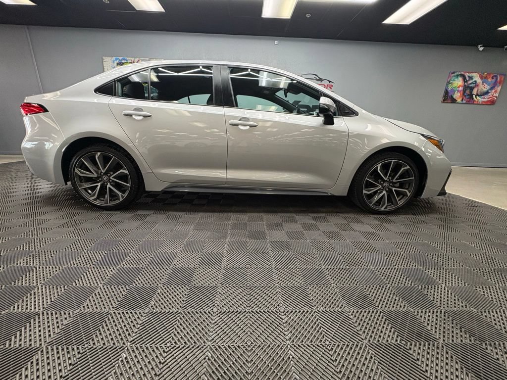 Used 2022 Toyota Corolla SE FWD image 12