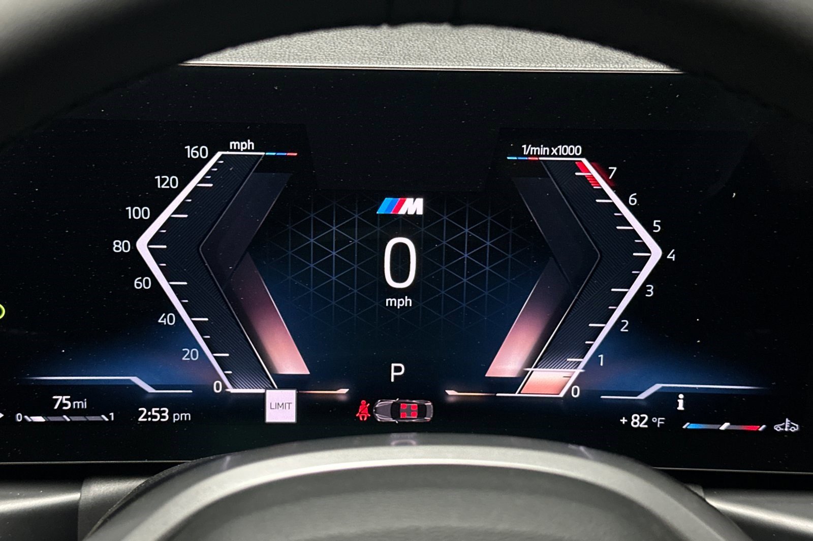 Used 2025 BMW 230i Coupe w/ M Sport Package image 17