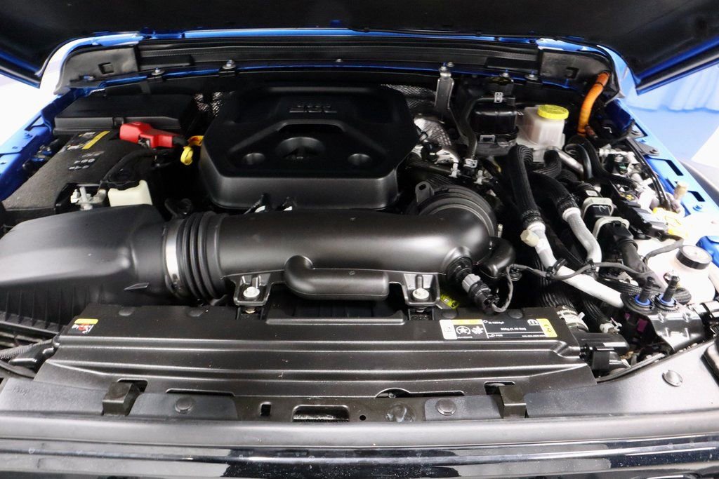 Used 2025 Jeep Wrangler Willys 4xe image 15