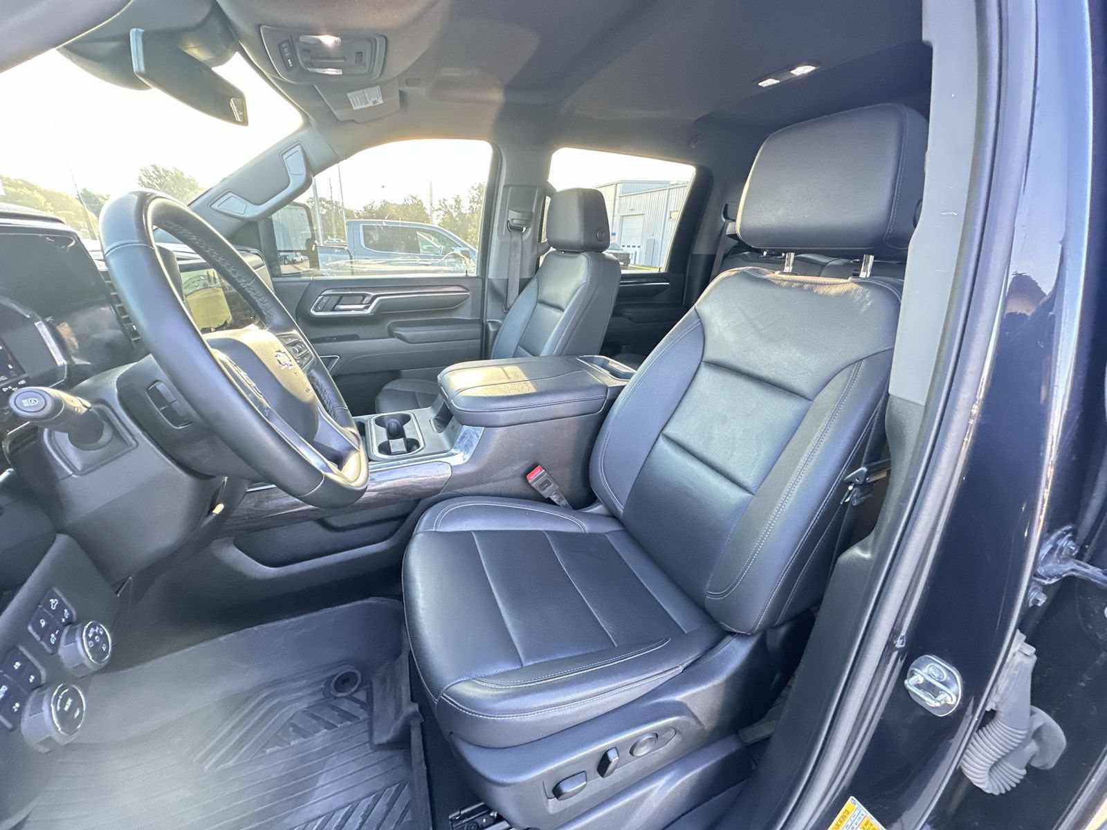 Certified 2024 Chevrolet Silverado 2500 LTZ w/ LTZ Plus Package AWD/4WD image 19