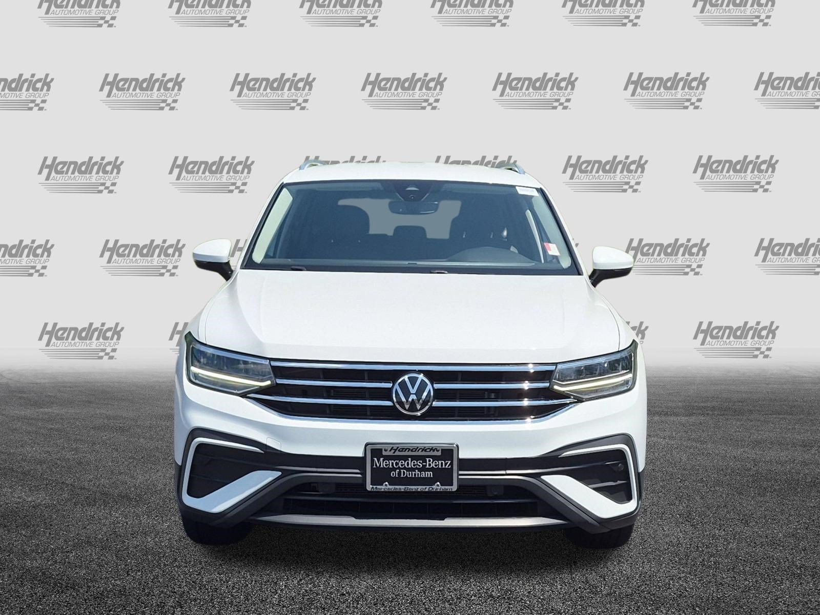 Used 2022 Volkswagen Tiguan SE AWD/4WD image 3