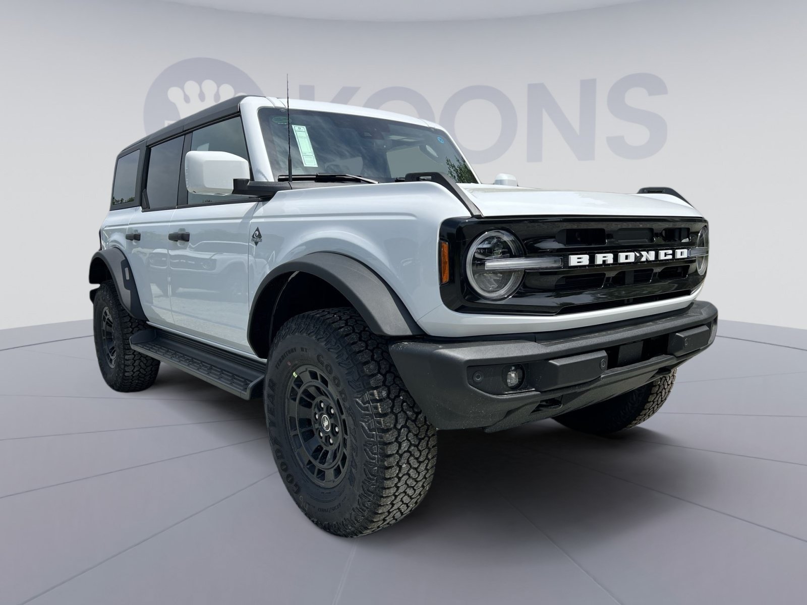 New 2026 Ford Bronco Outer Banks w/ Sasquatch Package AWD/4WD image 10