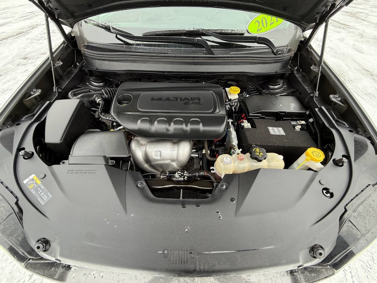 Used 2021 Jeep Cherokee Latitude Plus AWD/4WD image 1