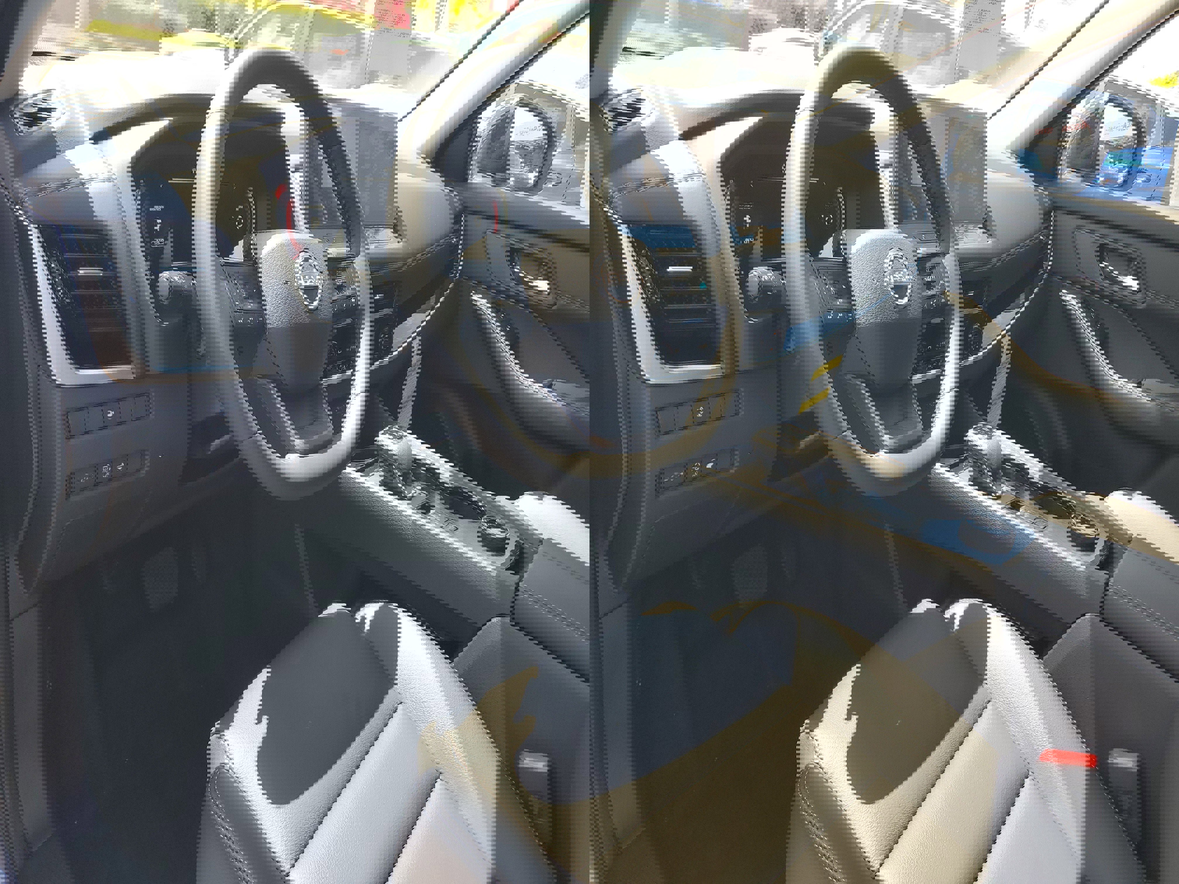 New 2025 Nissan Rogue SL image 9