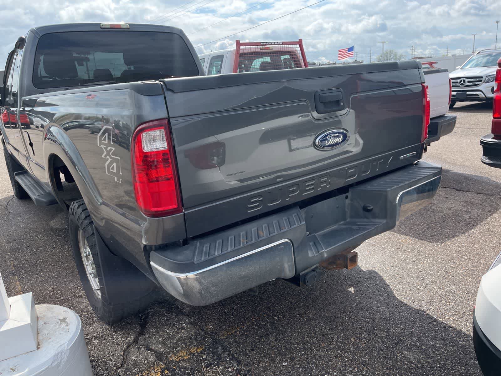 Used 2015 Ford F250 XL w/ XL Appearance Package AWD/4WD image 14