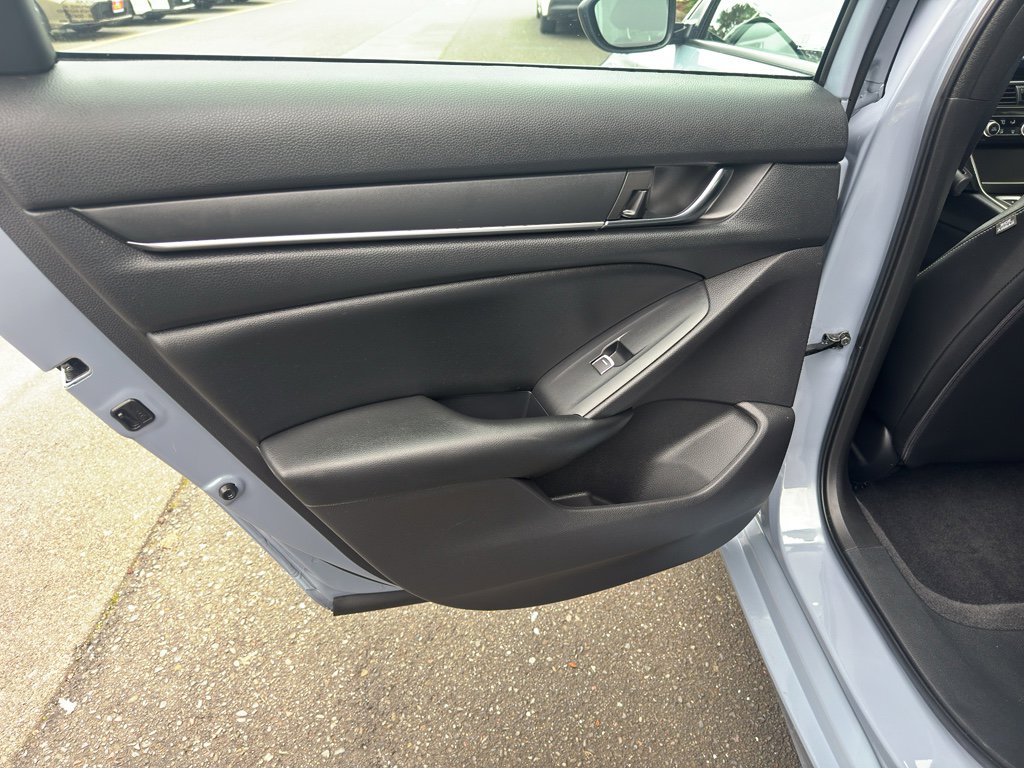 Used 2022 Honda Accord Sport image 10