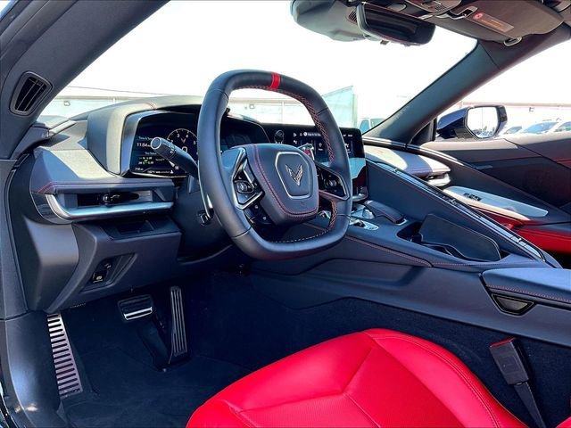 Used 2025 Chevrolet Corvette Stingray Coupe w/ 1LT RWD image 8