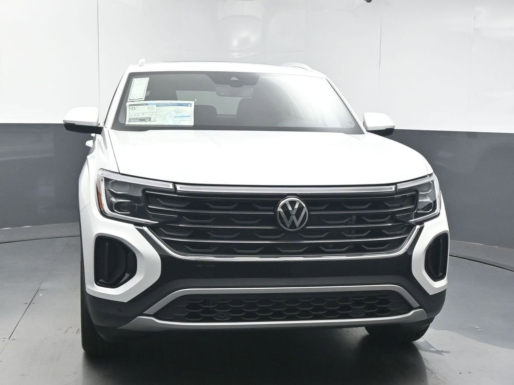 New 2026 Volkswagen Atlas Cross Sport SE image 3
