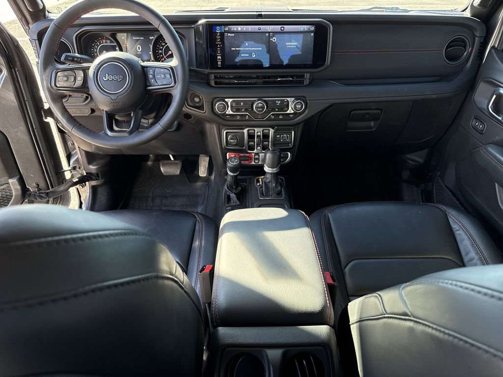 Used 2024 Jeep Gladiator Rubicon image 24