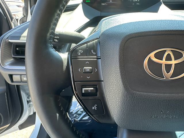 Used 2024 Toyota Prius XLE FWD image 22