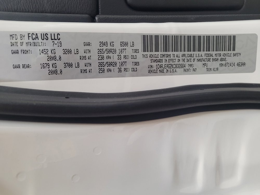 Used 2019 Jeep Grand Cherokee Altitude RWD image 33
