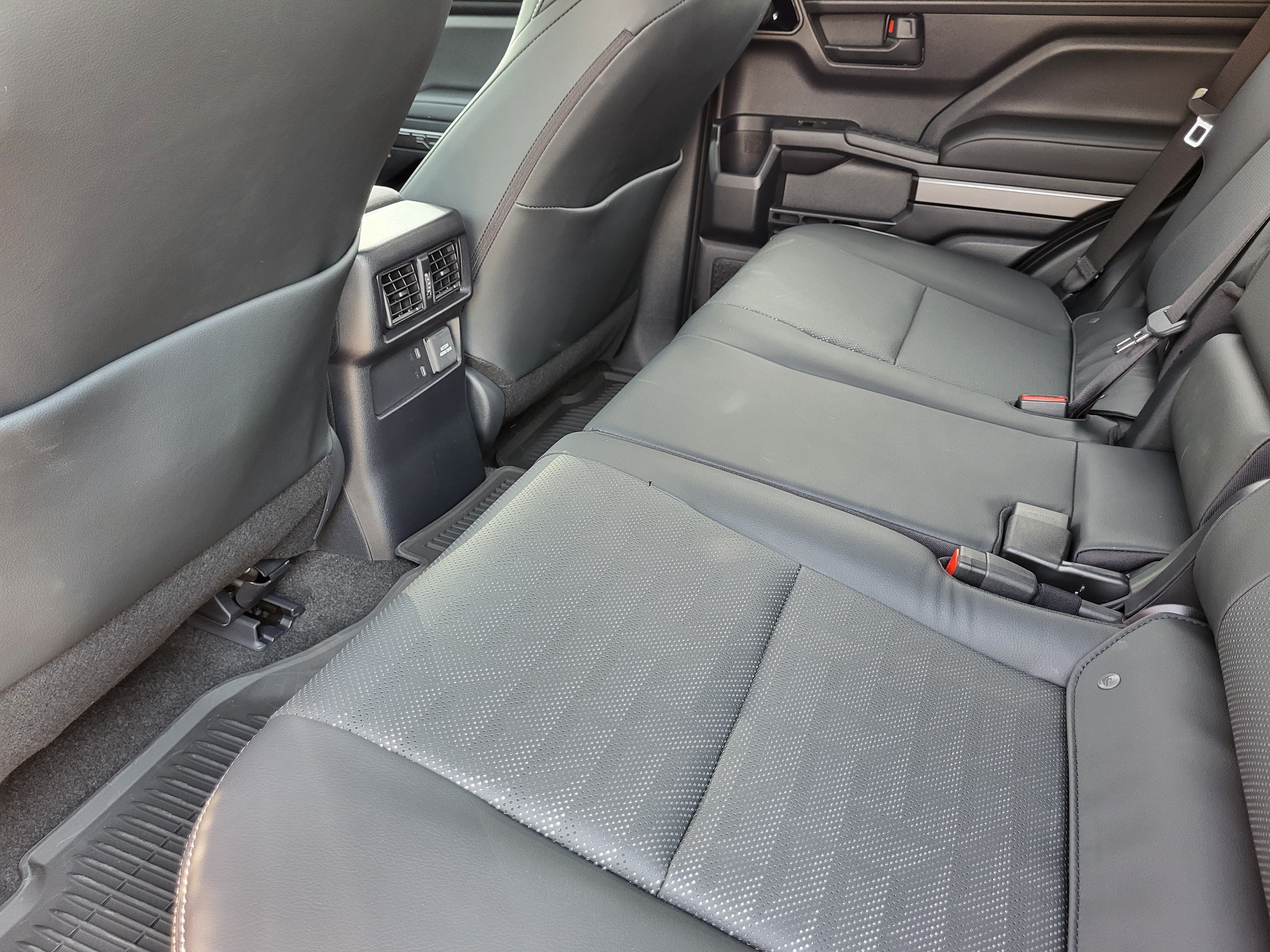 Certified 2026 Toyota 4Runner TRD Off-Road Premium AWD/4WD image 23