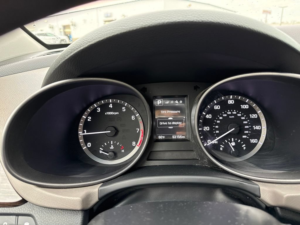 Used 2017 Hyundai Santa Fe Sport AWD/4WD image 32