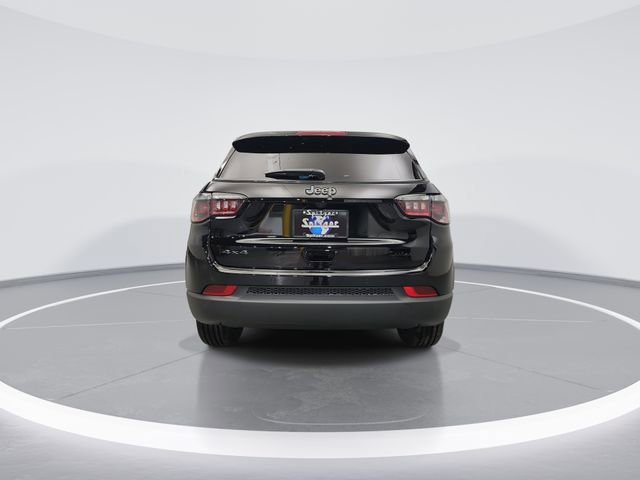 New 2026 Jeep Compass Limited image 8