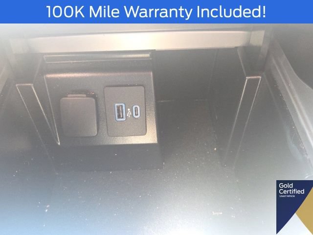 Used 2024 Ford Explorer XLT w/ Equipment Group 202A AWD/4WD image 36