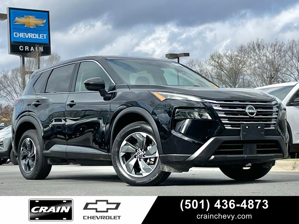 Used 2024 Nissan Rogue SV AWD/4WD image 1