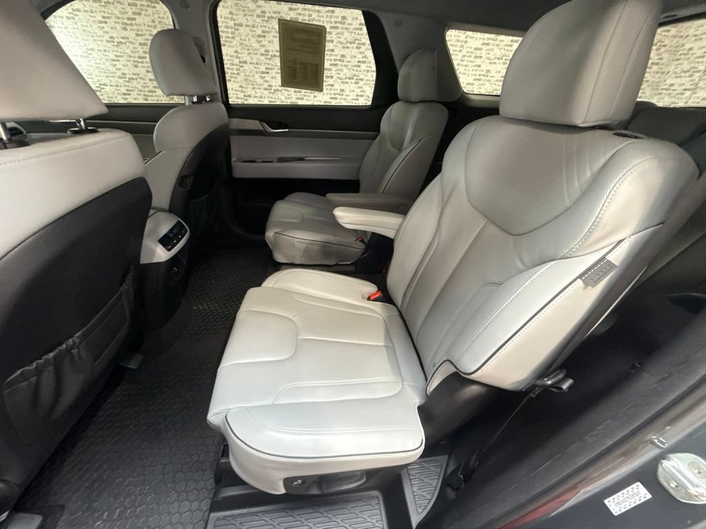 Used 2023 Hyundai Palisade SEL FWD image 15